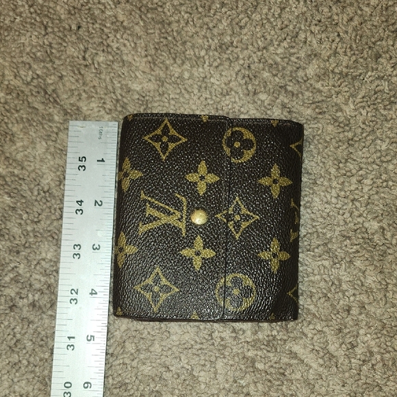 Louis Vuitton Gold and Brown Monogram Wallet - Picture 2 of 11